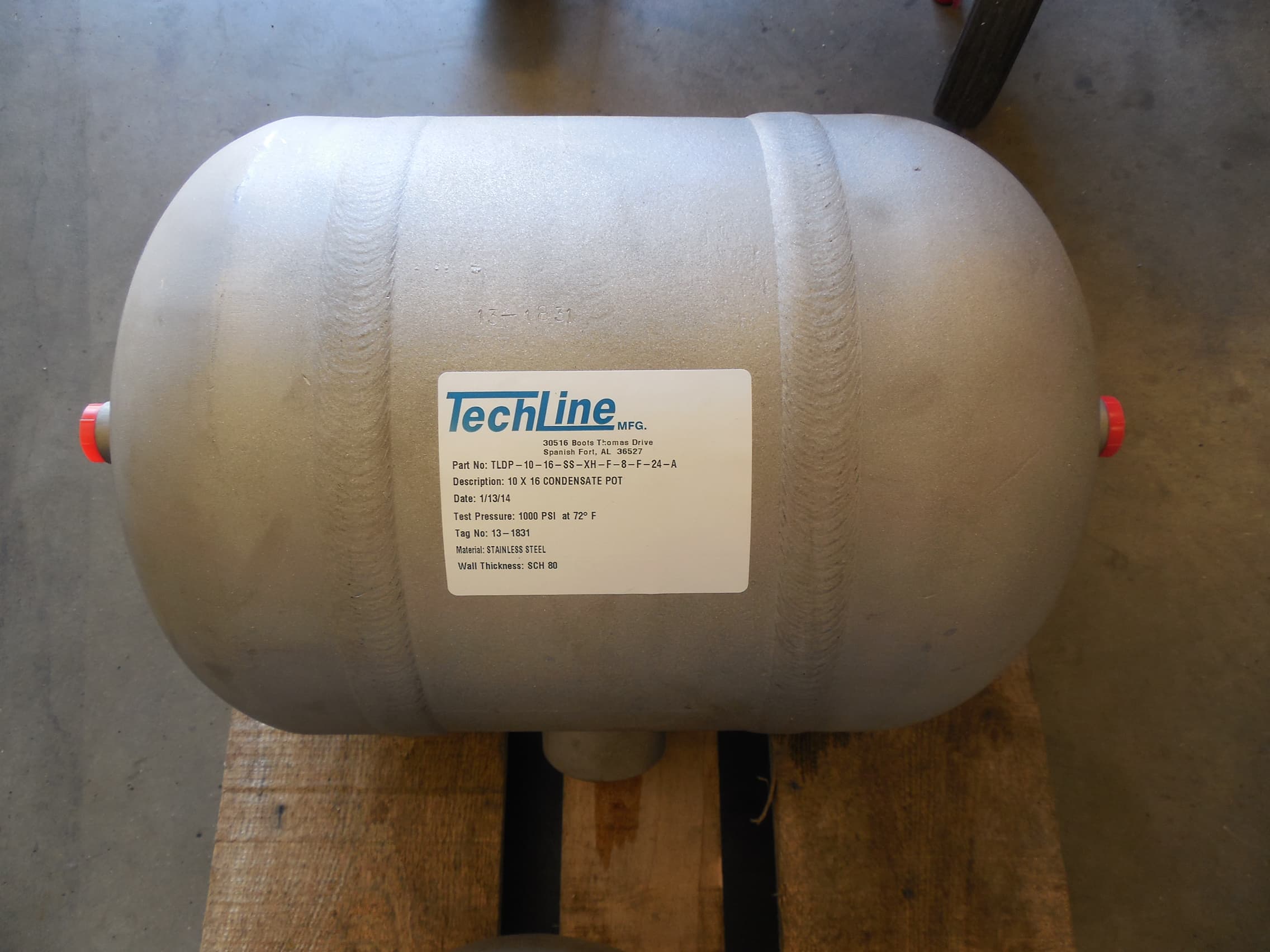 TechLine ASME-certified condensate chamber and seal pot for process instrument loop protection